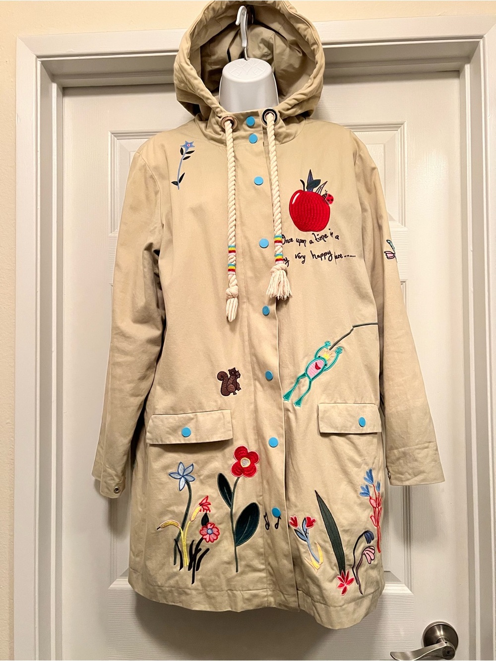 Mira Mikati RARE Embroidered Floral Print Khaki Parka Coat Size 40/size 8-10